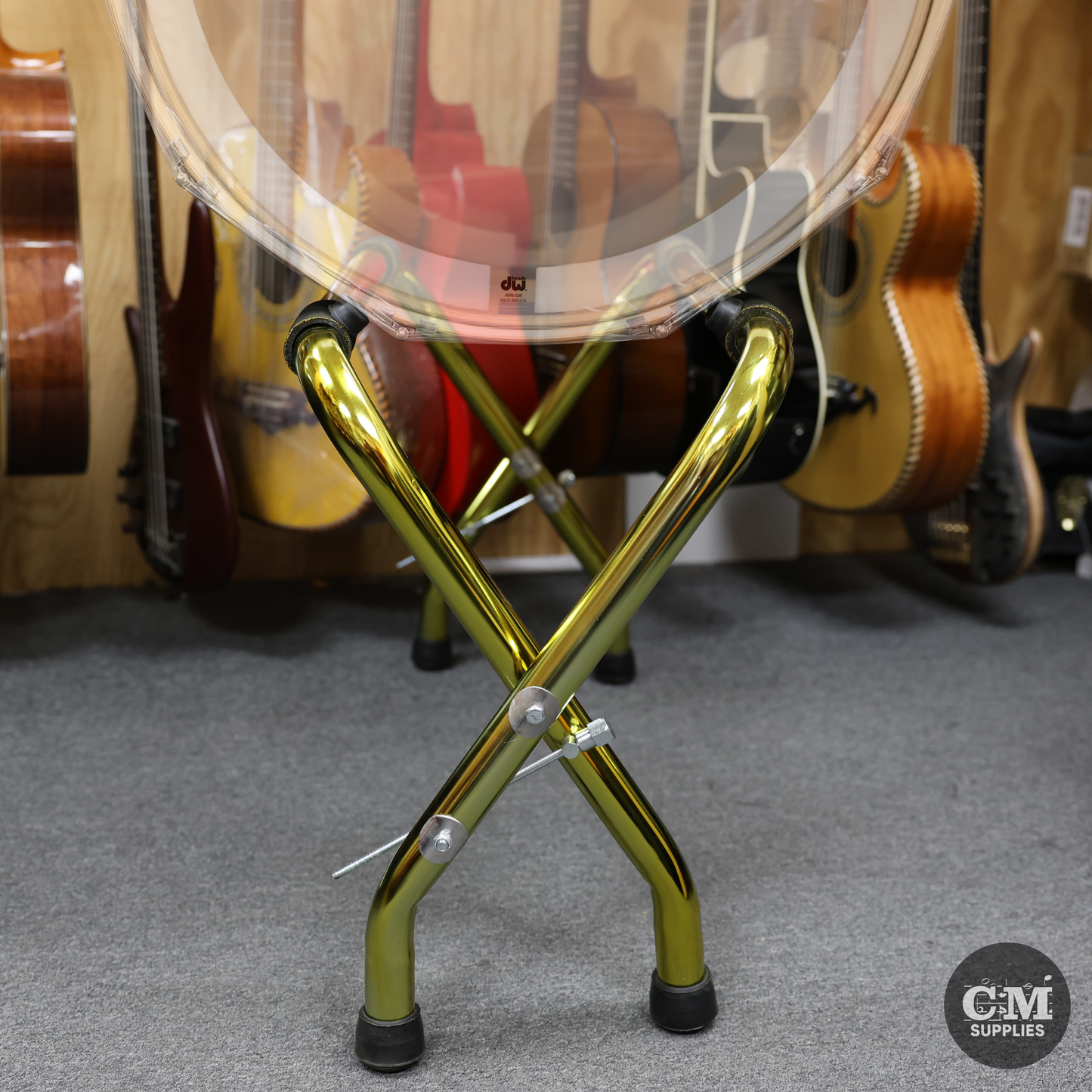 Tambora Stand Herch – Elegant Metallic Gold Finish