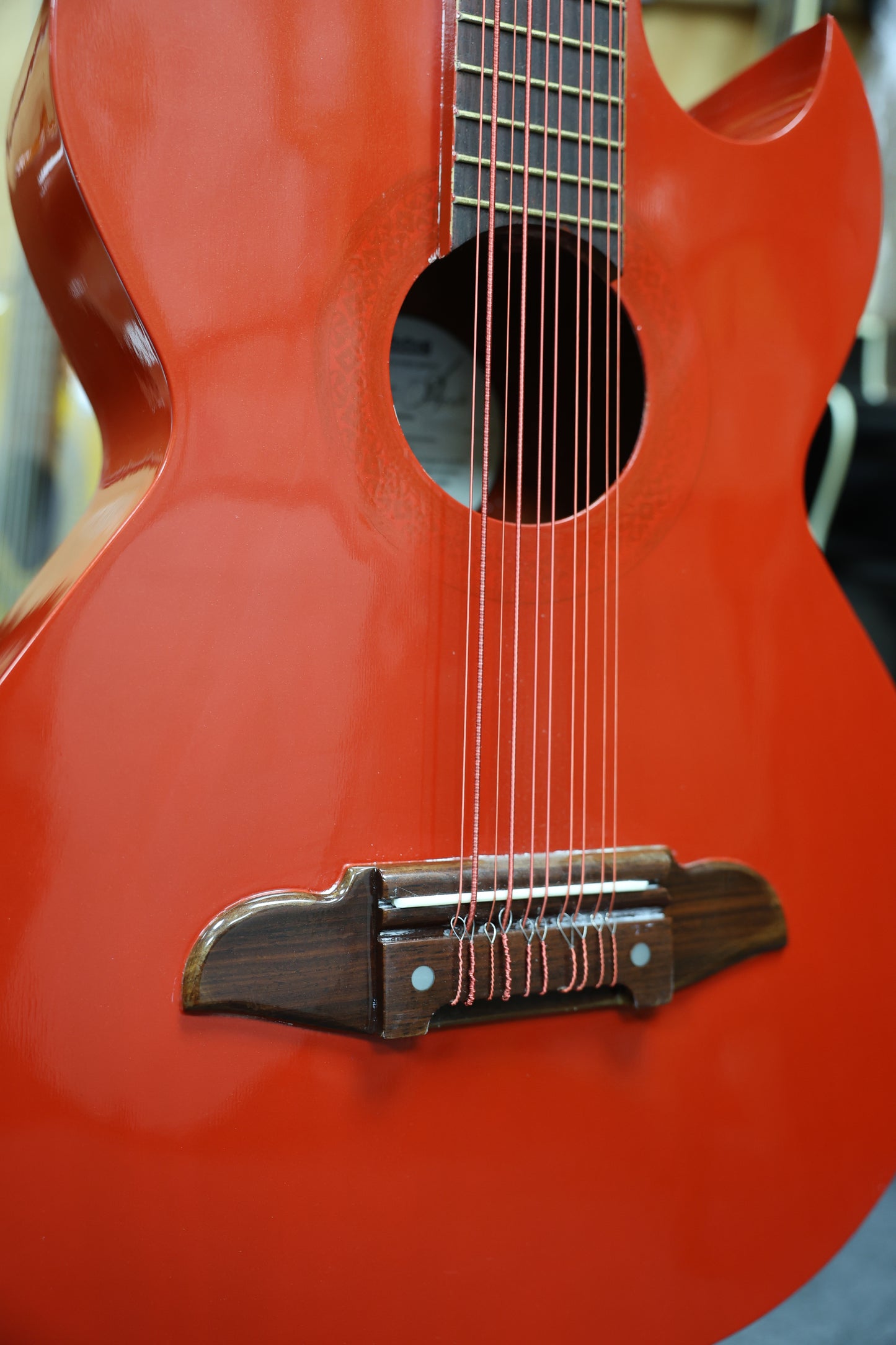 Bajo Quinto Red Glossy - Hand Crafted