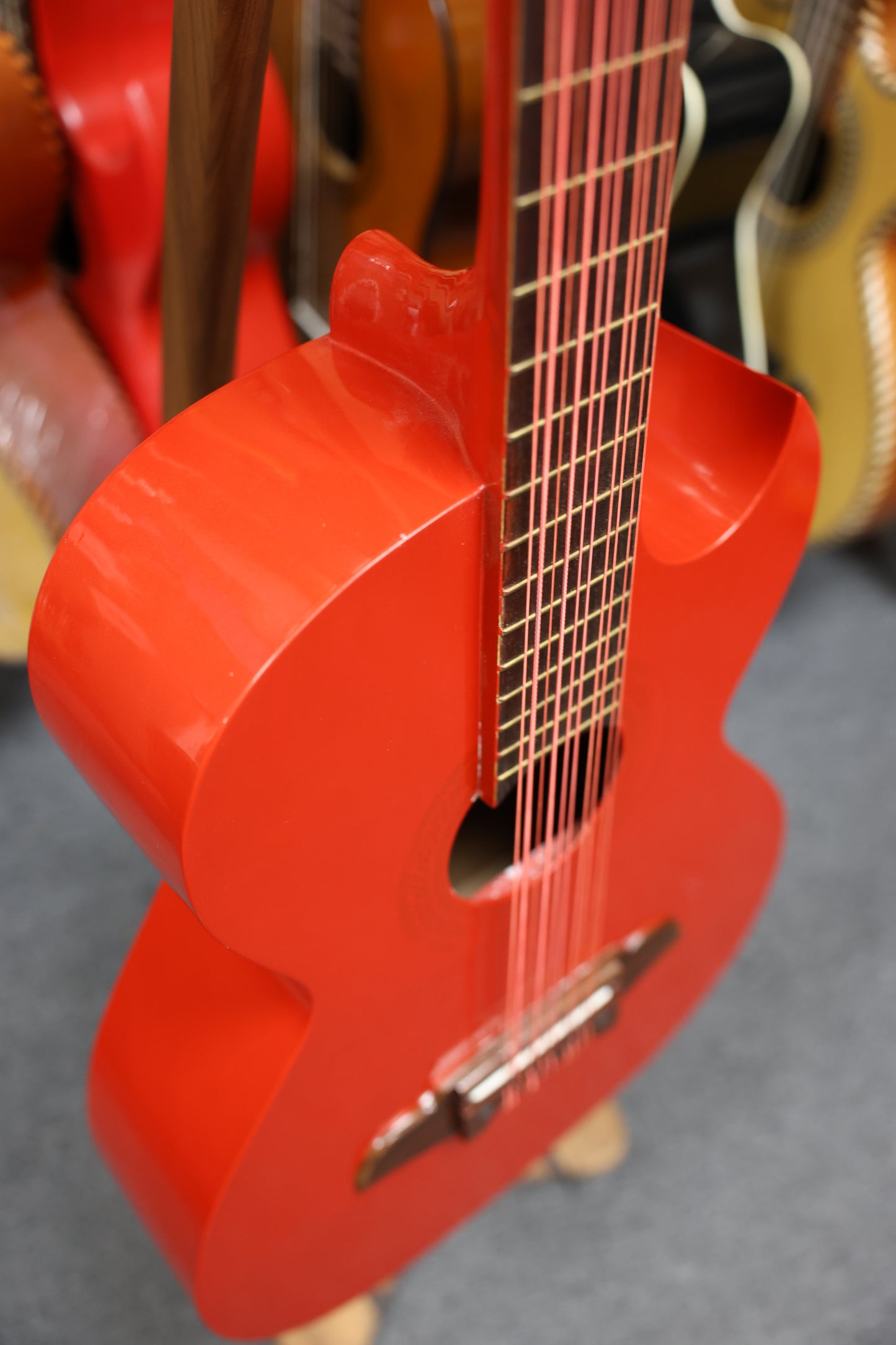 Bajo Quinto Red Glossy - Hand Crafted