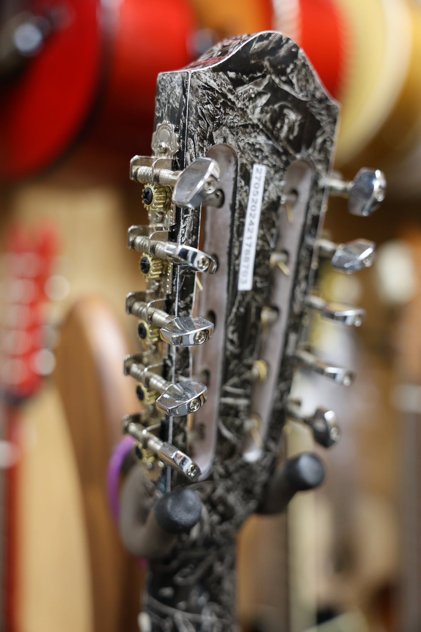 Bajo Quinto White Washout - Hand Crafted