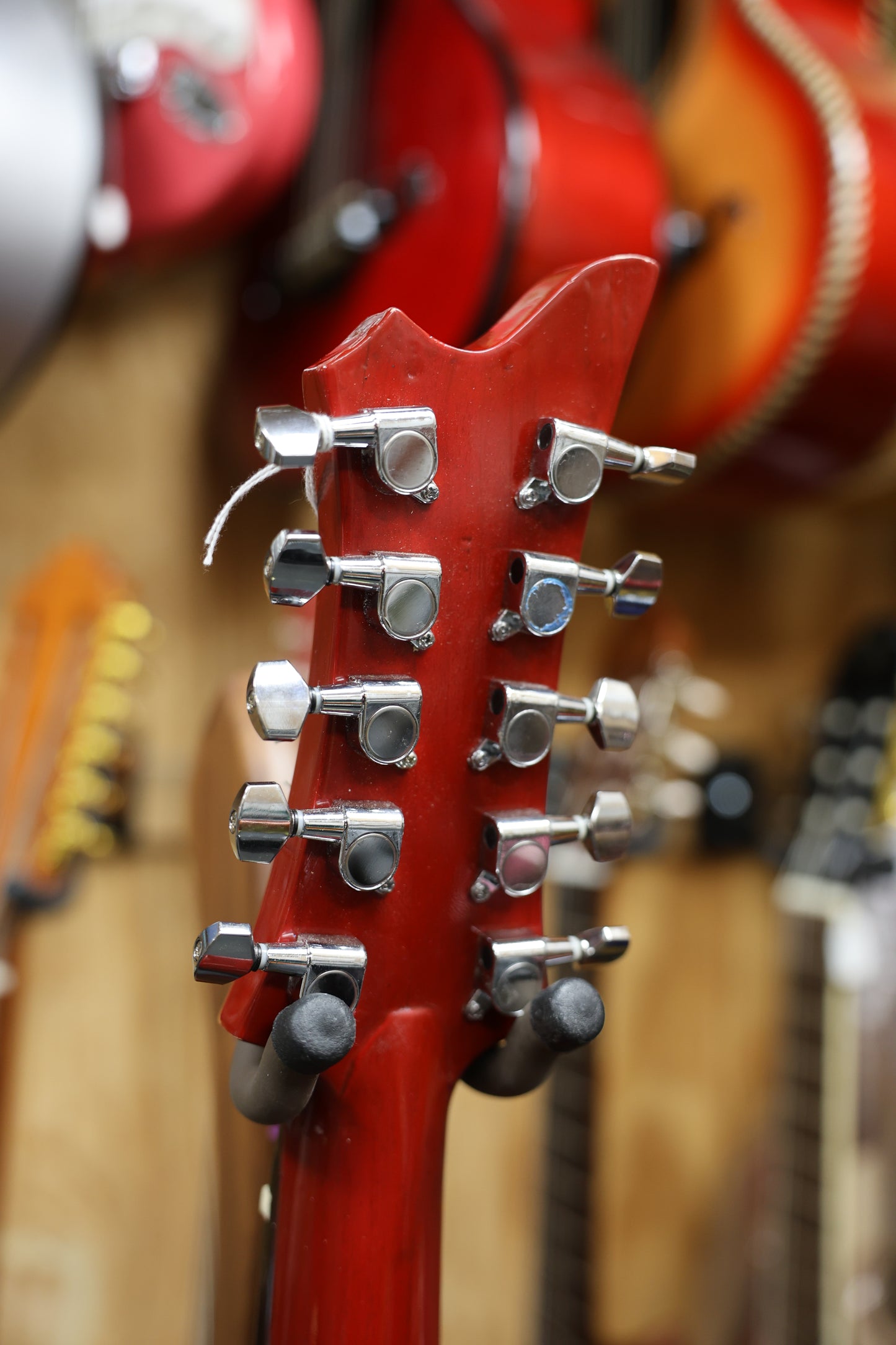 Bajo Quinto - Glossy Red