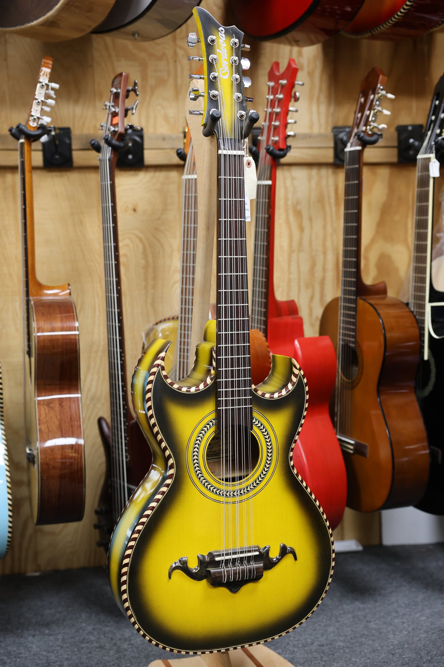 Bajo Quinto Hand Crafted | Paracho - Yellow Shadow