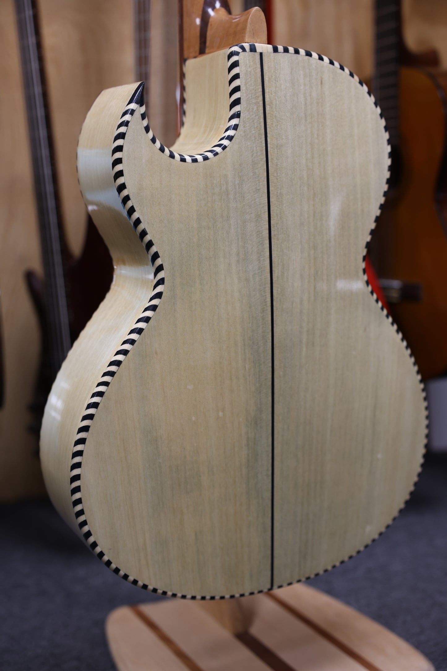 Bajo Quinto Hand Crafted | Paracho - Wood Natural