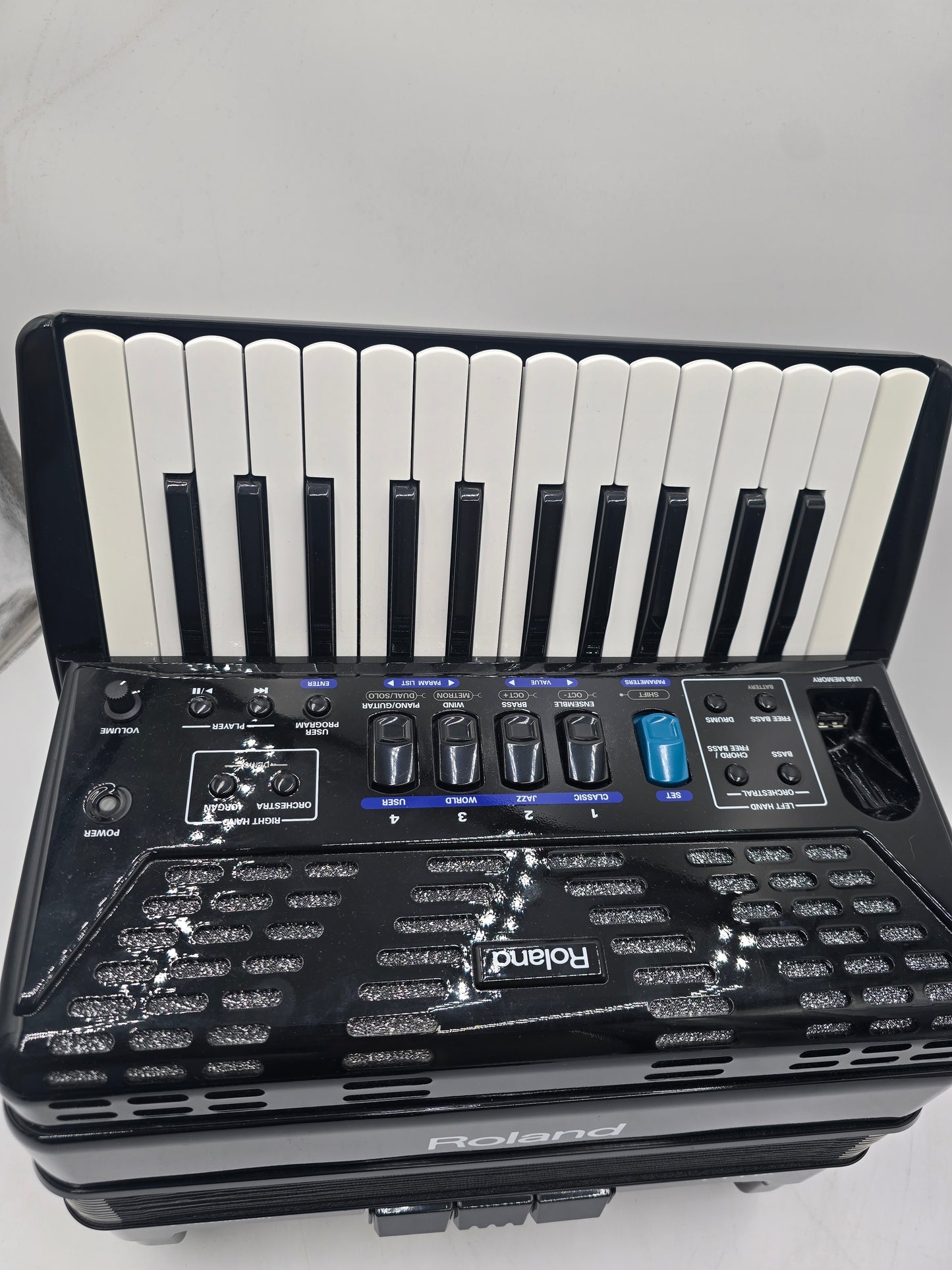 ROLAND FR-1X V ACCORDION