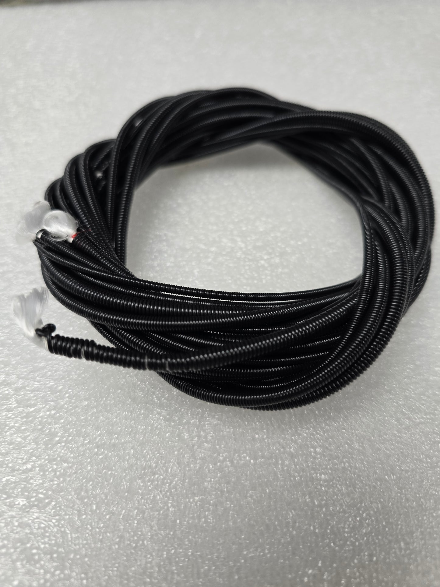 TOLOLOCHE string set.