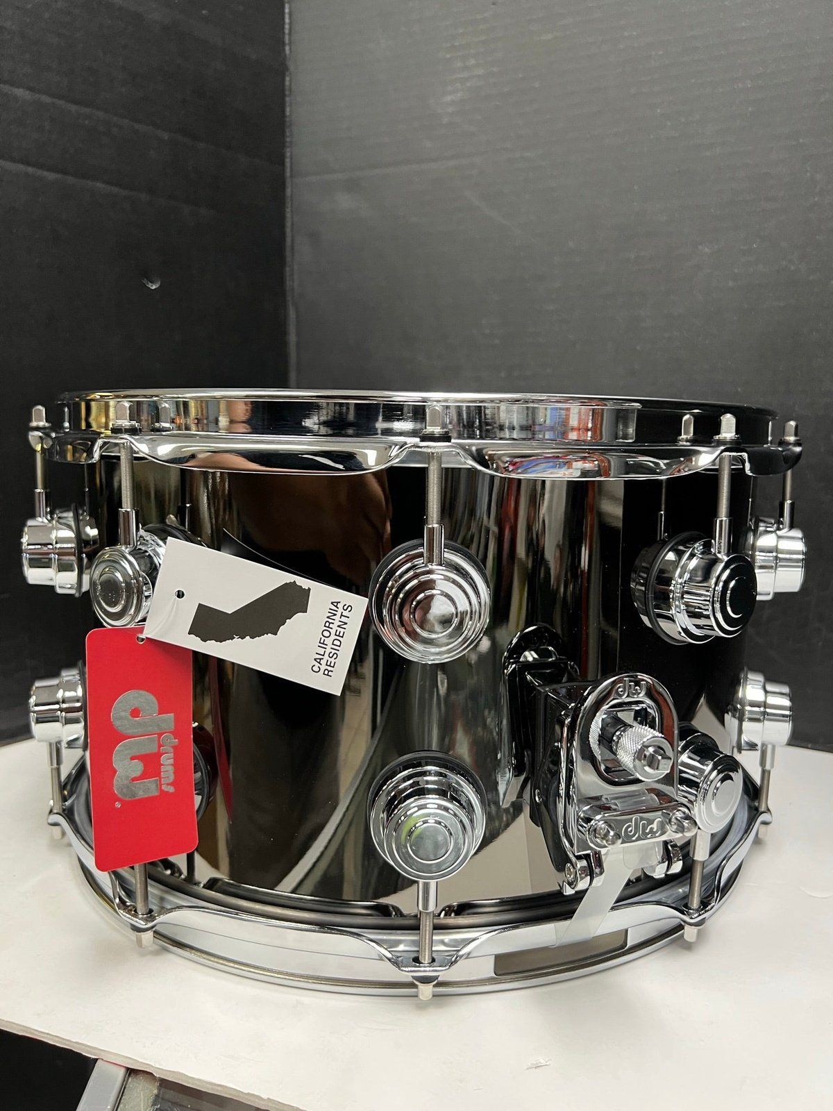 Dw acrylic deals snare 8x14