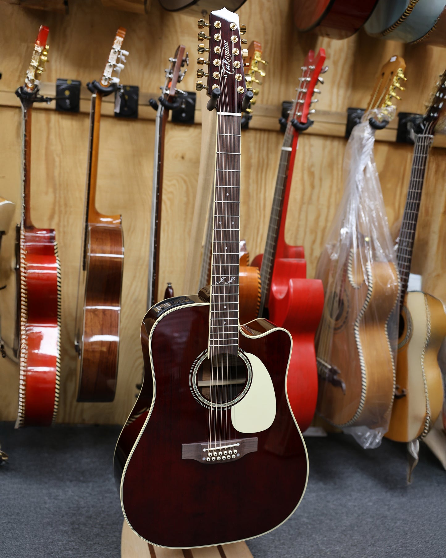 Takamine JJ325SRCL-12 (NEW DESIGN) High Pressure Laminate