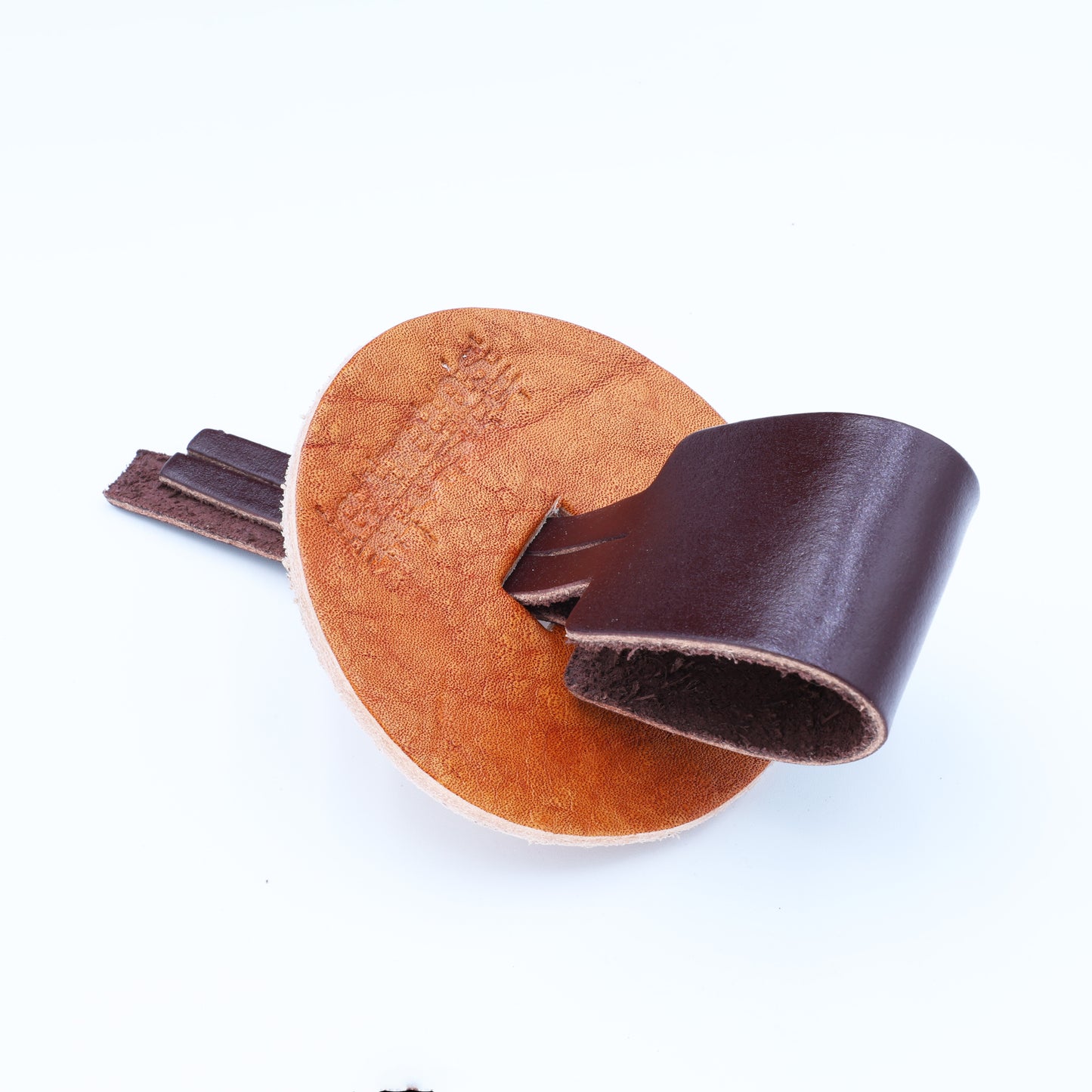 Leather Cymbal Pad and Strap. Correa para contra de Tambora.