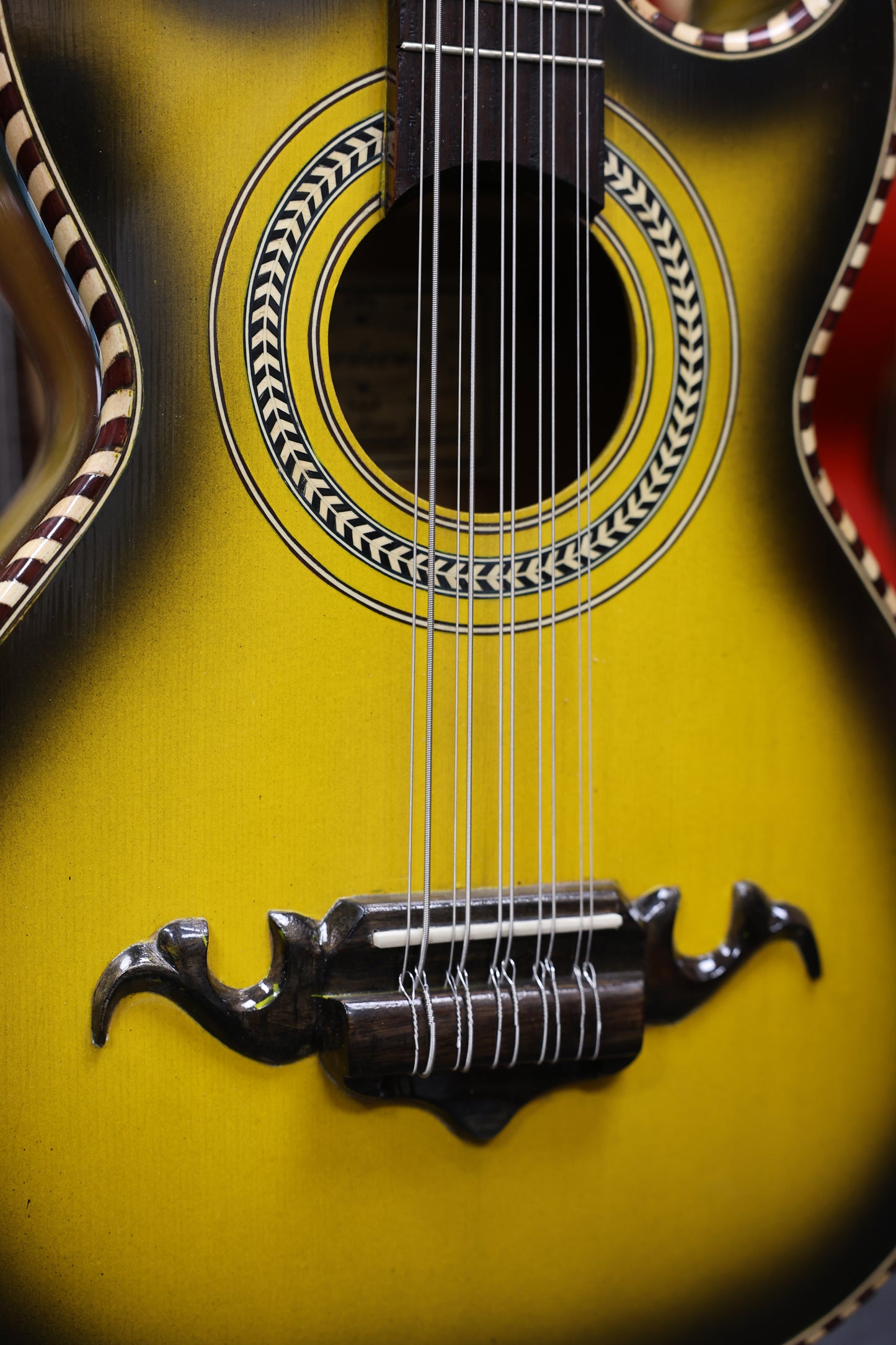 Bajo Quinto Hand Crafted | Paracho - Yellow Shadow
