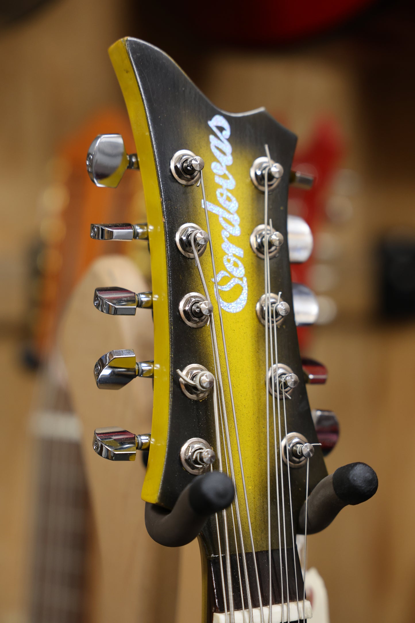 Bajo Quinto Hand Crafted | Paracho - Yellow Shadow