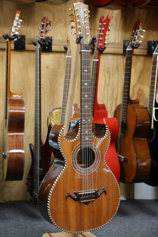Bajo Quinto Hand Crafted | Jesus Sevillano