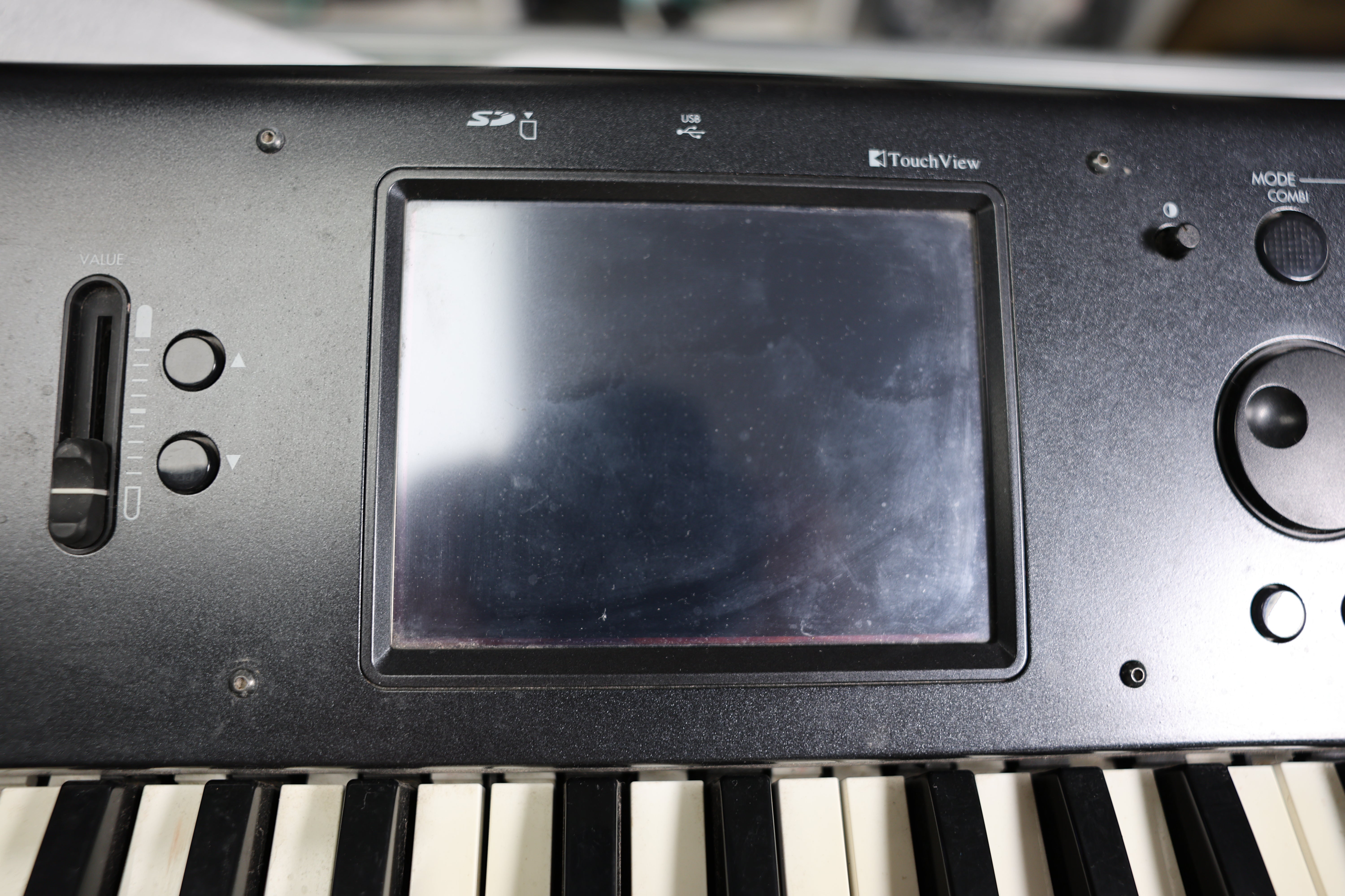 Used Korg M50 Workstation – CamposMusic