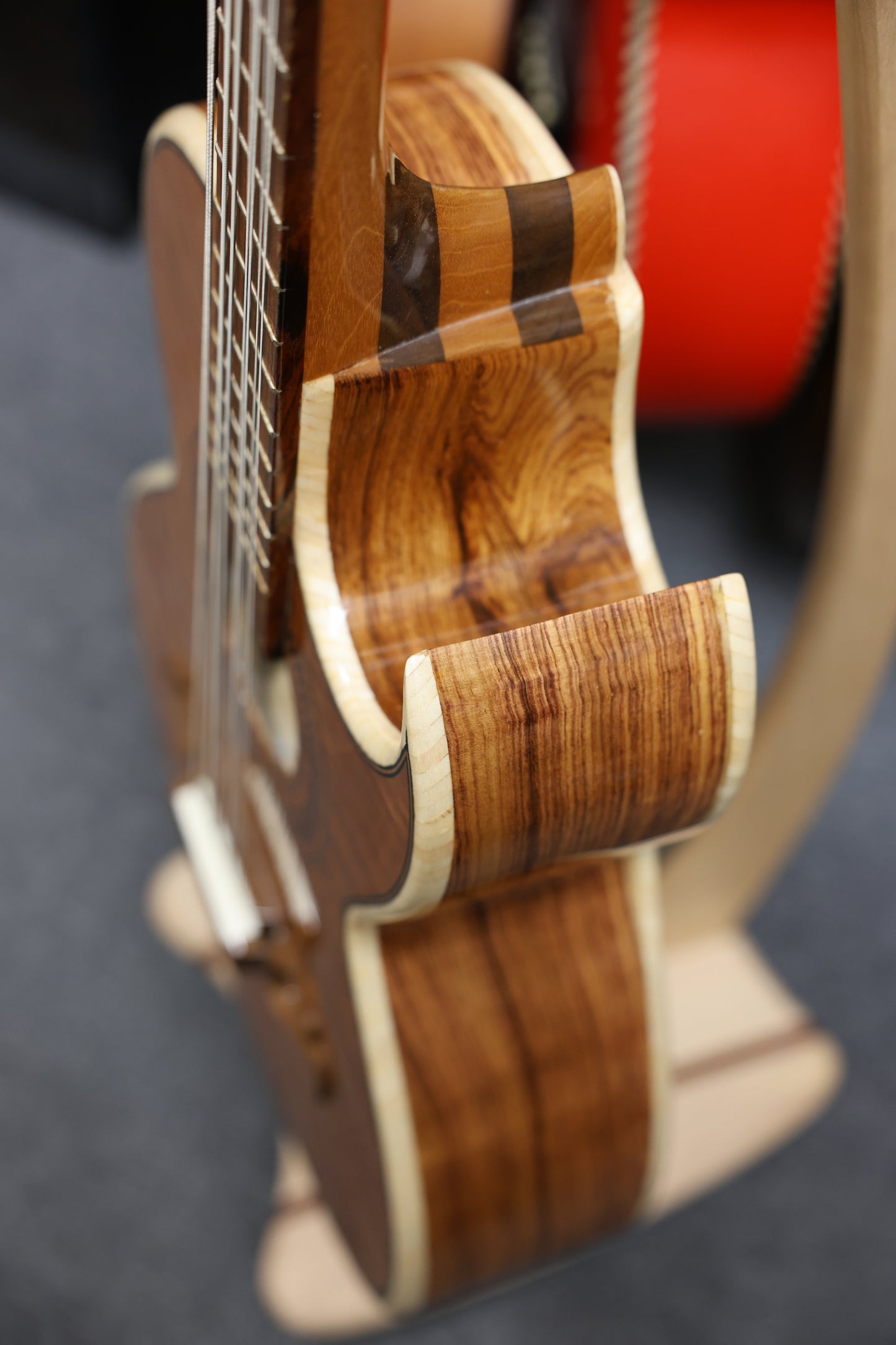 Handcrafted Natural Wood Bajo Quinto - Glossy Finish (Paracho)