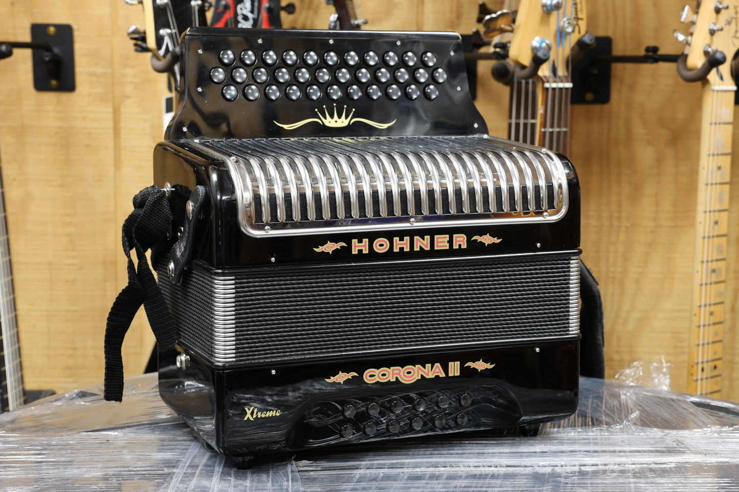 Corona Xtreme Accordion FBE - Black