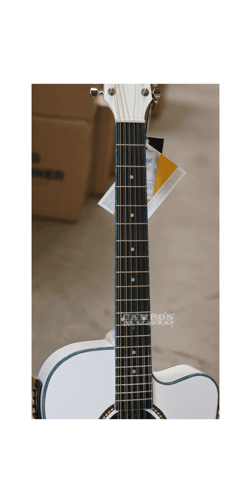 White acoustic deals guitar for sale
